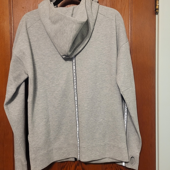Parasuco Women's Sweater in Light Gray - Picture 5 of 13